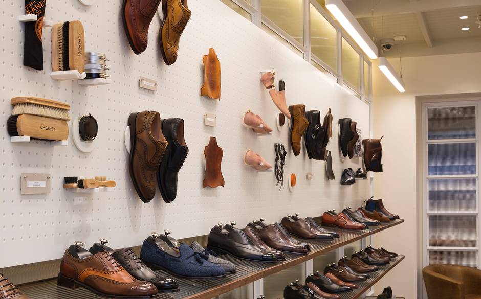 behind-the-curtain-cheaney