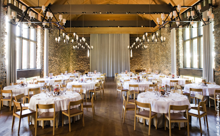 behind-the-curtain-stonehill