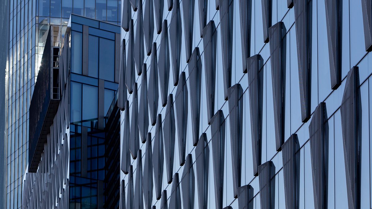 Modern Luxury: The Evolution of a Sector, Its Market, and Its Habits